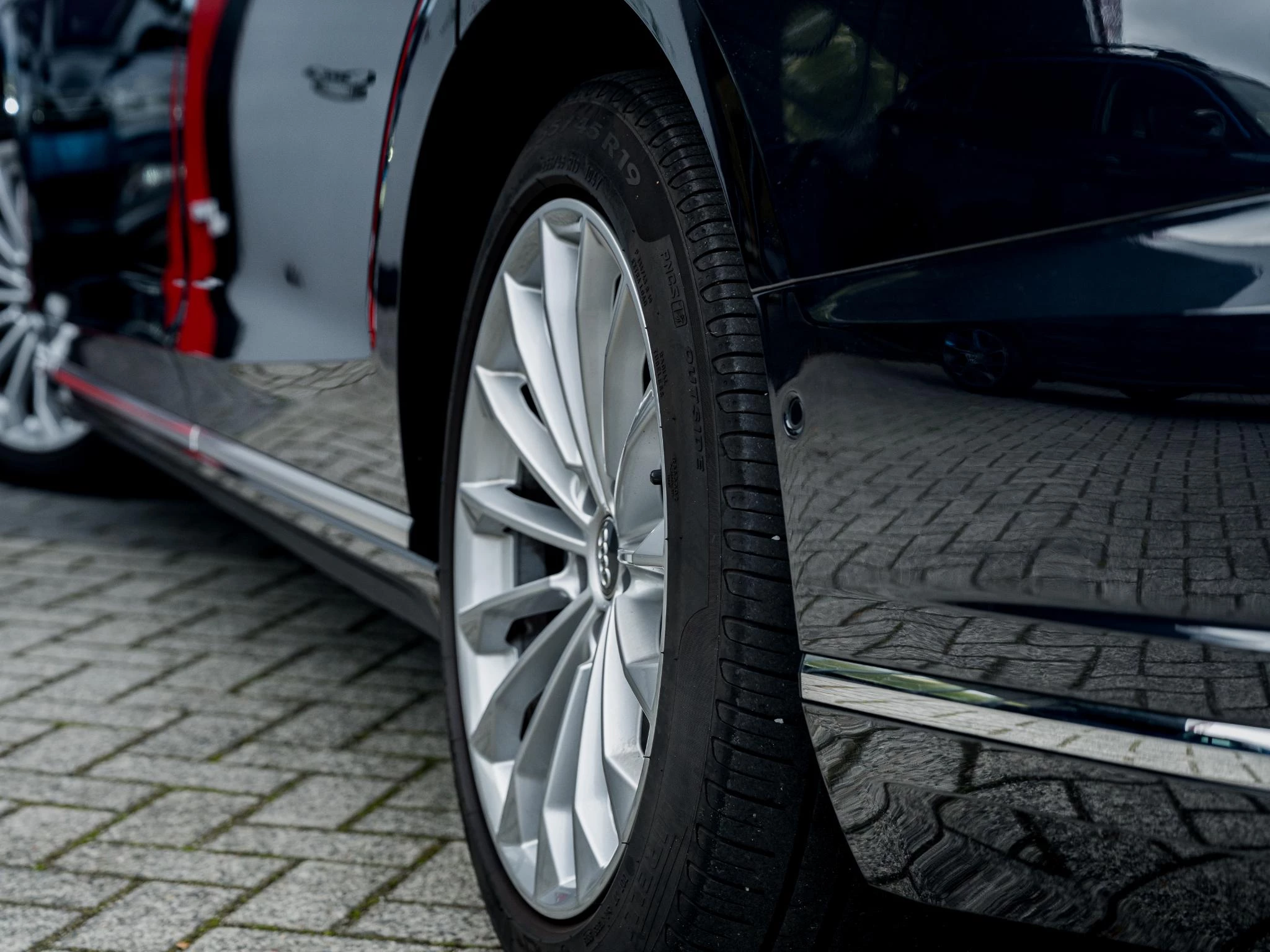 Hoofdafbeelding Audi A8