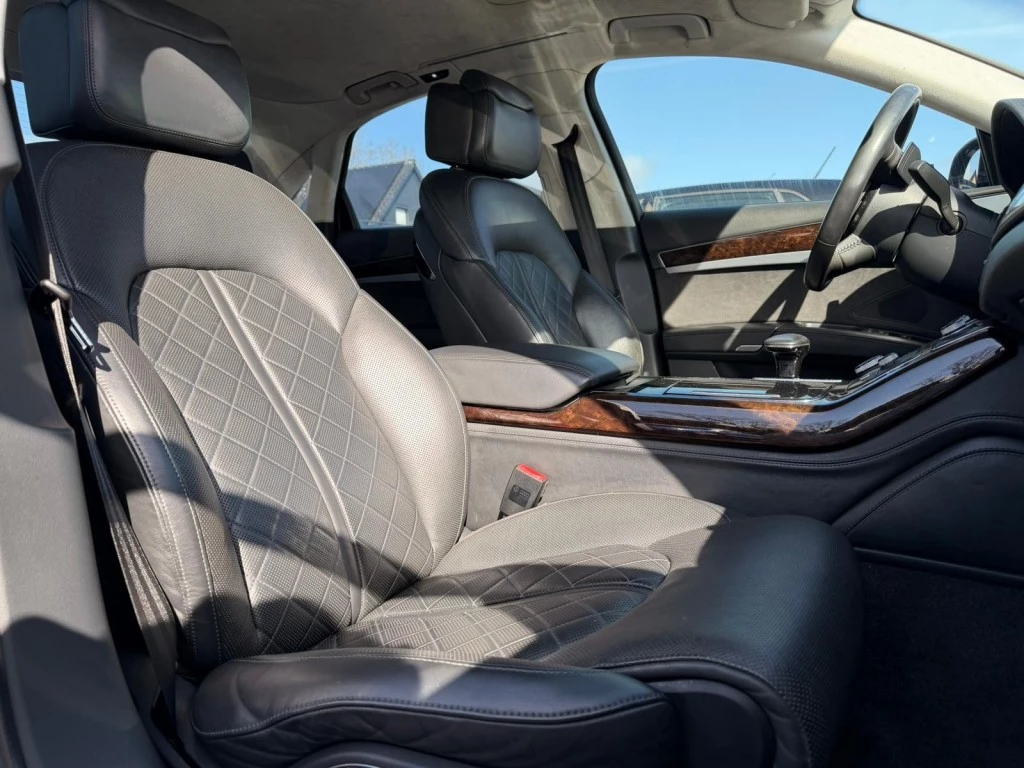 Hoofdafbeelding Audi A8