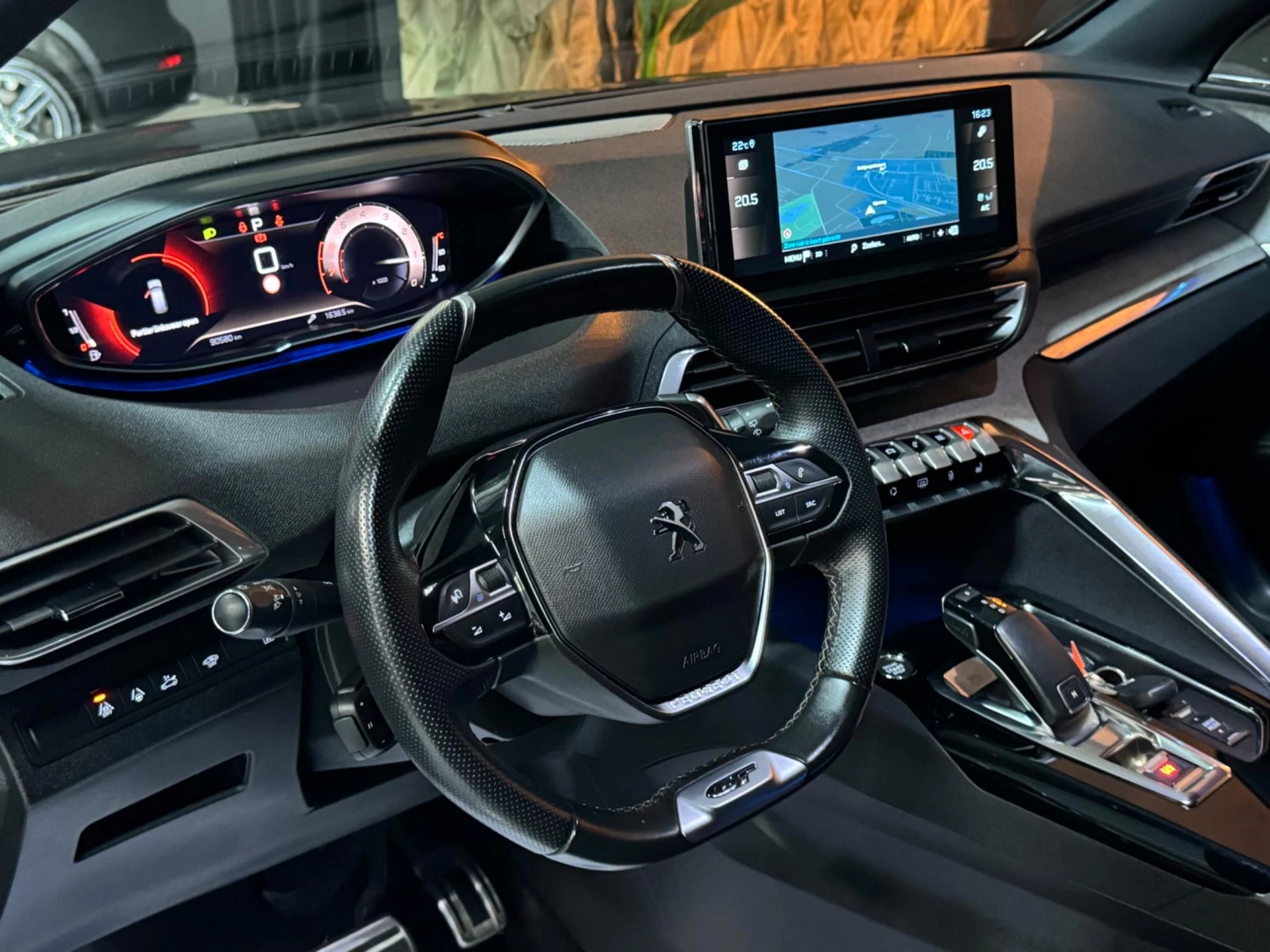 Hoofdafbeelding Peugeot 5008