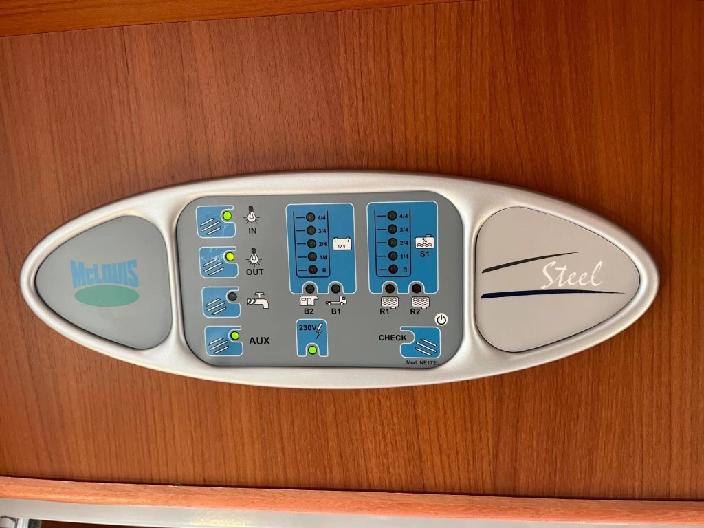 Hoofdafbeelding McLouis P700 Steel 563 Airco Cruise