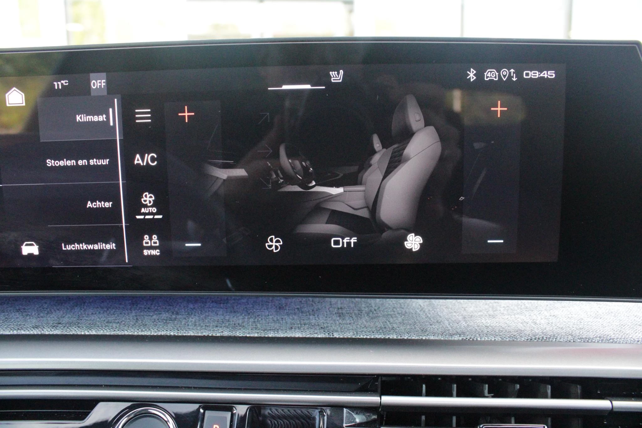 Hoofdafbeelding Peugeot e-5008