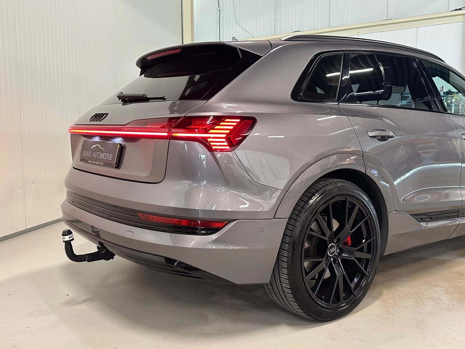 Hoofdafbeelding Audi e-tron