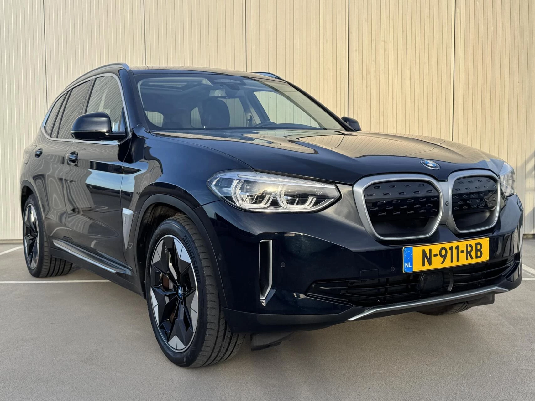 Hoofdafbeelding BMW iX3