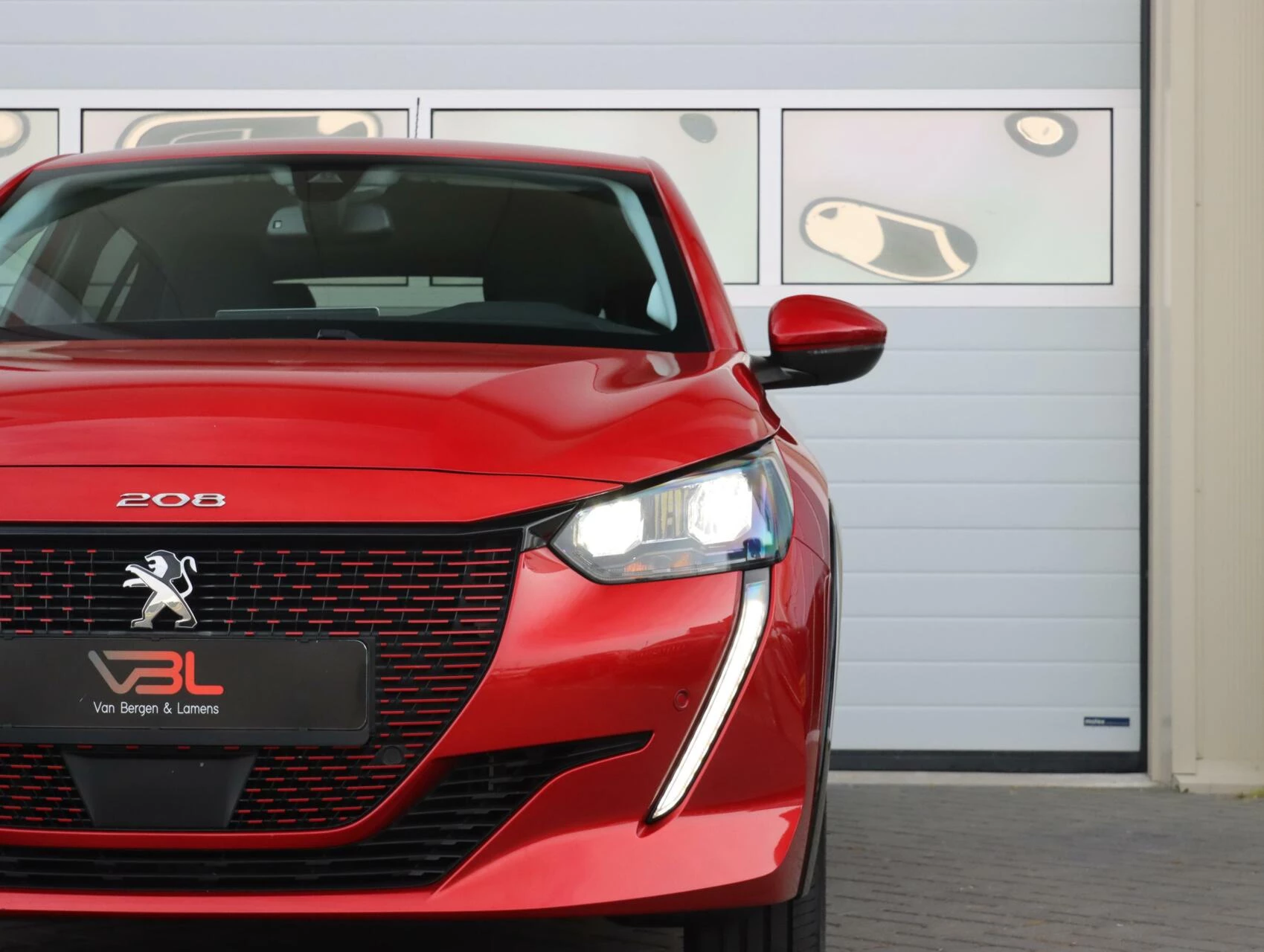 Hoofdafbeelding Peugeot e-208