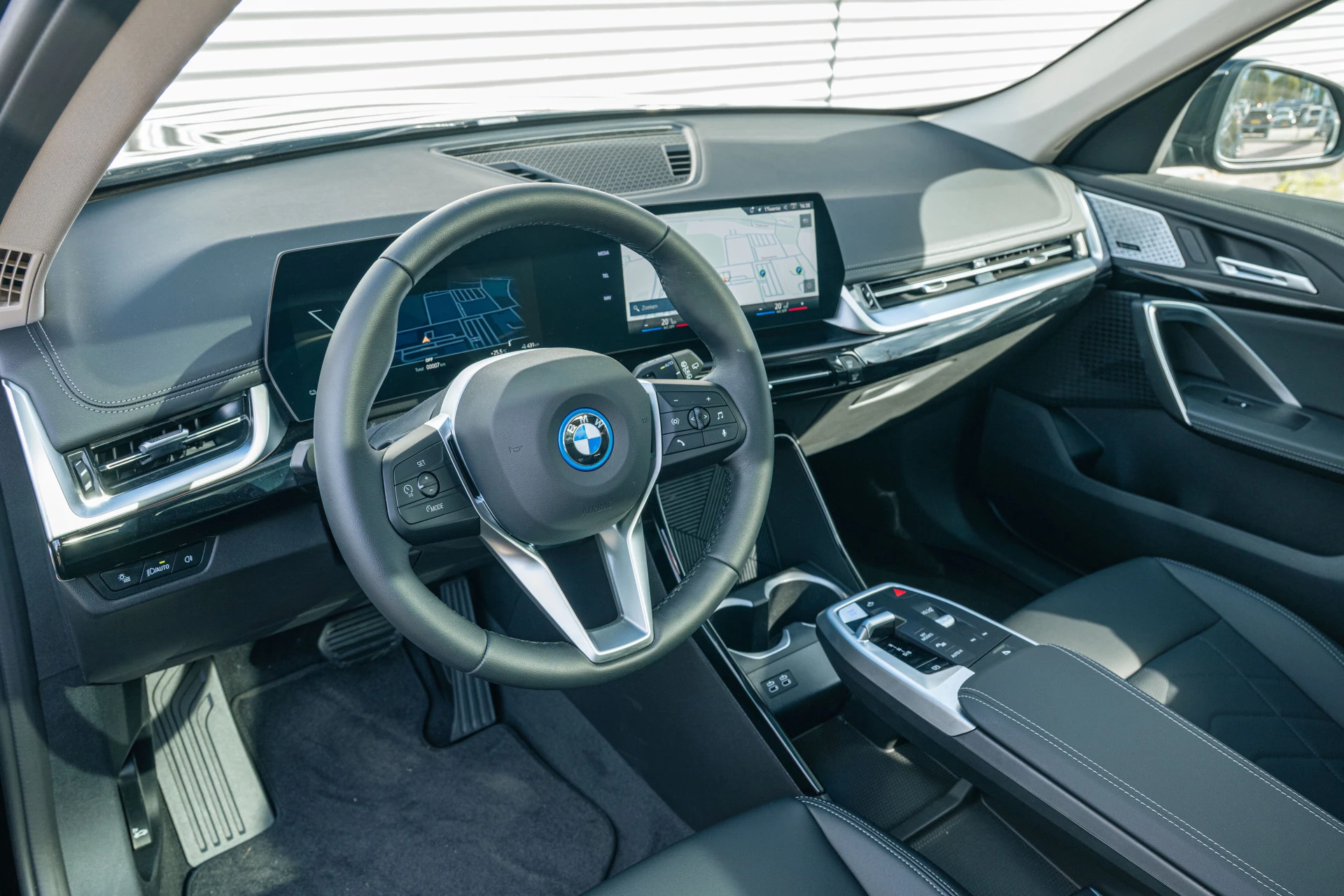 Hoofdafbeelding BMW iX1