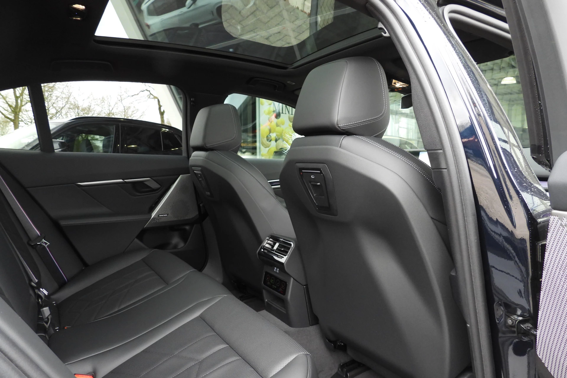 Hoofdafbeelding BMW i5