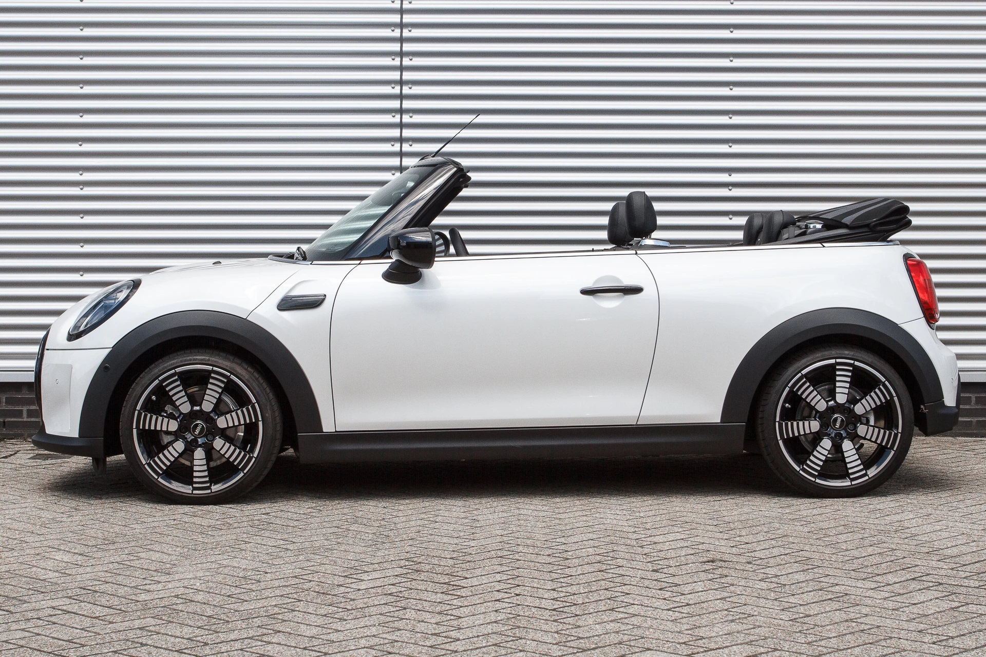 Hoofdafbeelding MINI Cooper Cabrio