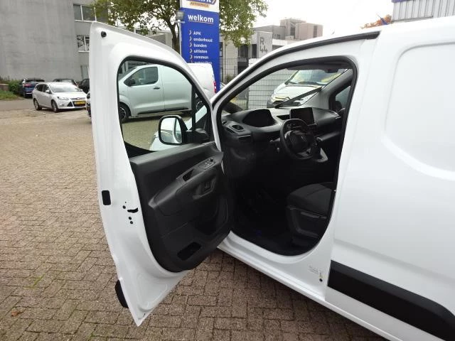 Hoofdafbeelding Peugeot Partner