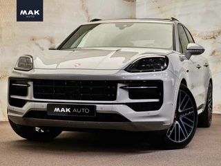 Hoofdafbeelding Porsche Cayenne Porsche Cayenne 3.0 E-Hybrid, SportDesign, 22", pano, tr.haak, Bose, luchtv., memory, matrix-LED, privacy