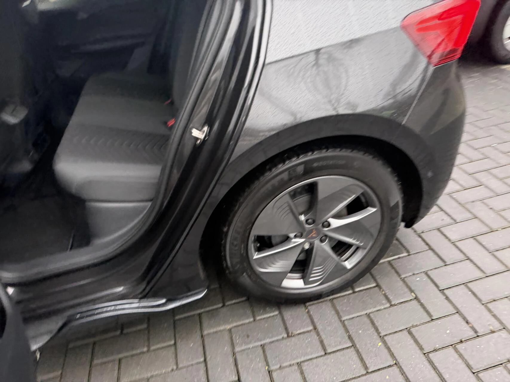 Hoofdafbeelding CUPRA Born