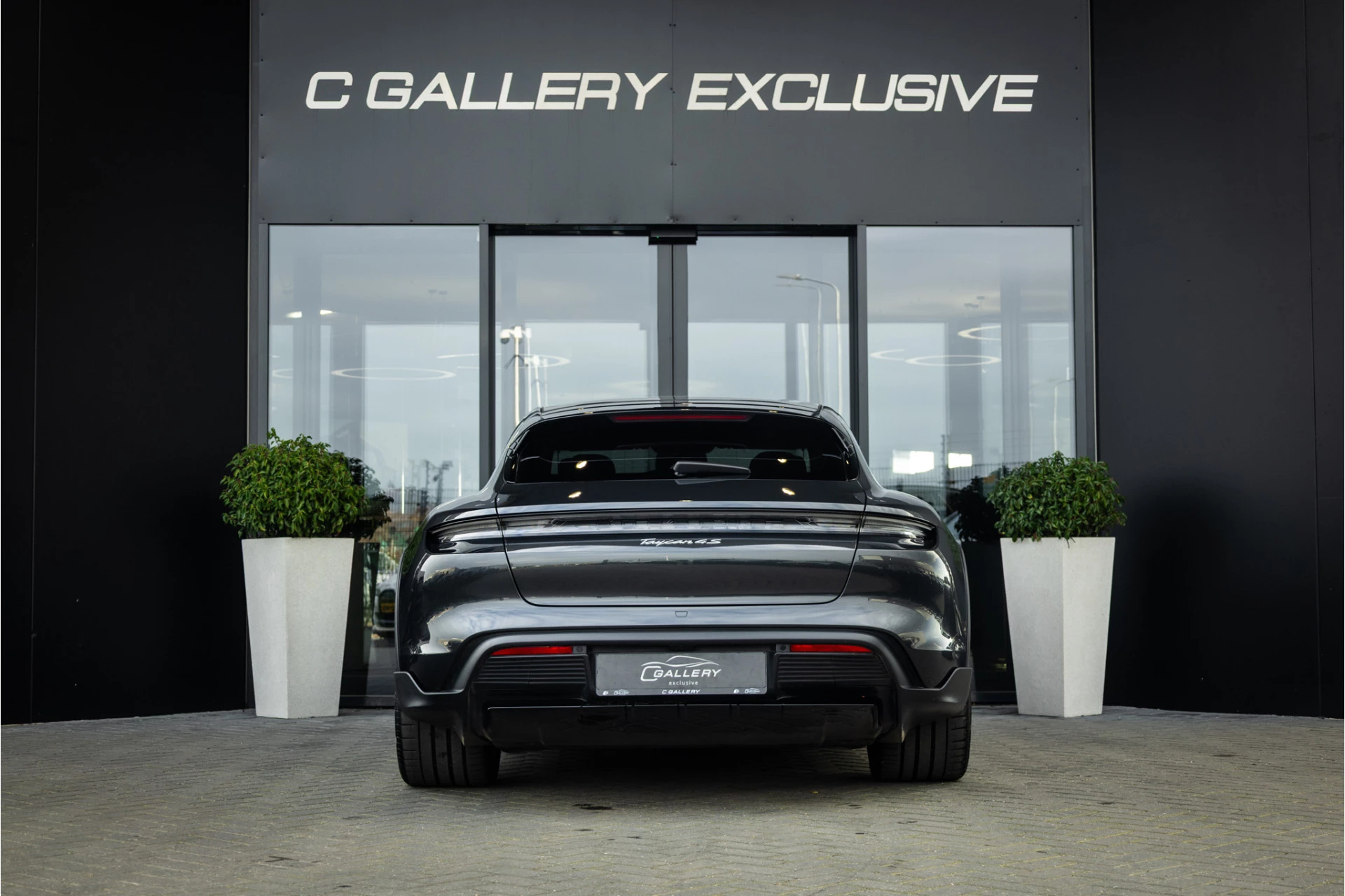 Hoofdafbeelding Porsche Taycan