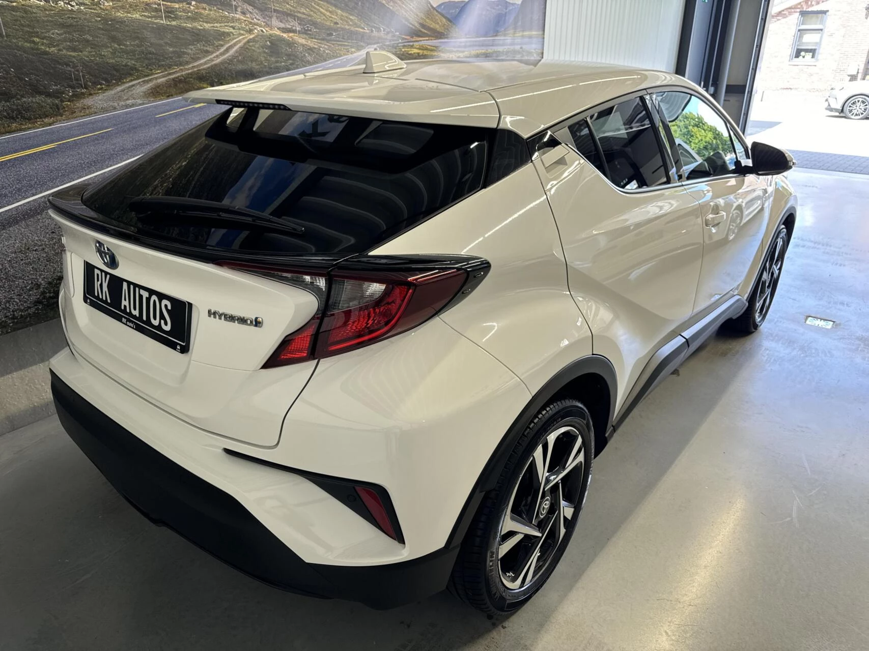 Hoofdafbeelding Toyota C-HR