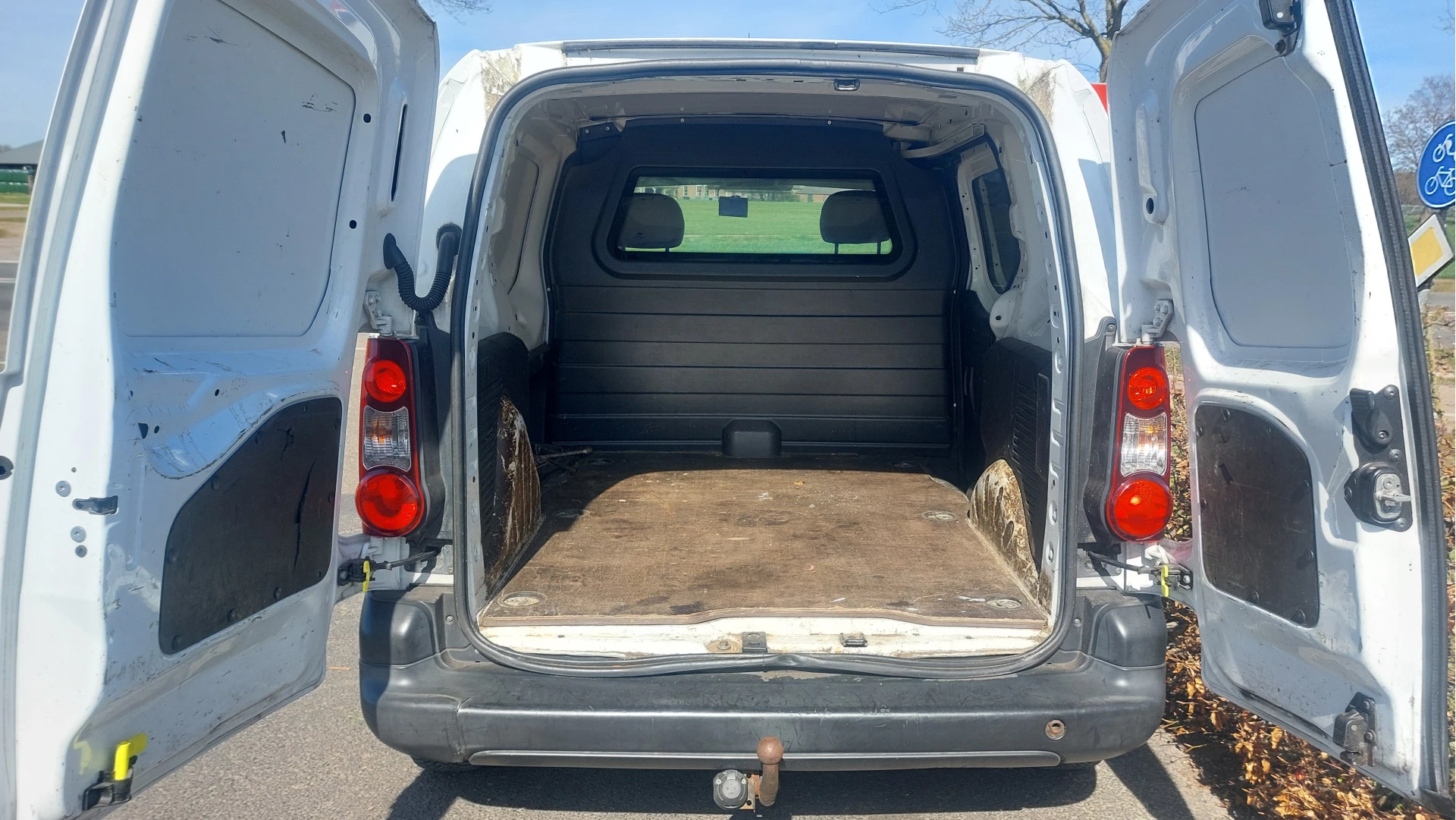 Hoofdafbeelding Peugeot Partner