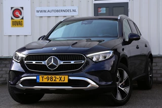 Hoofdafbeelding Mercedes-Benz GLC Mercedes-Benz GLC 300e 4MATIC*NL-Auto*1ste Eig.*Perfect onderh.*Elek. Trekhaak/ACC/Airmatic Luchtvering/LED Koplampen/360Camera/Memorie/Sfeer/Dodehoek/Parkeersens.V+A/19 inch LM*