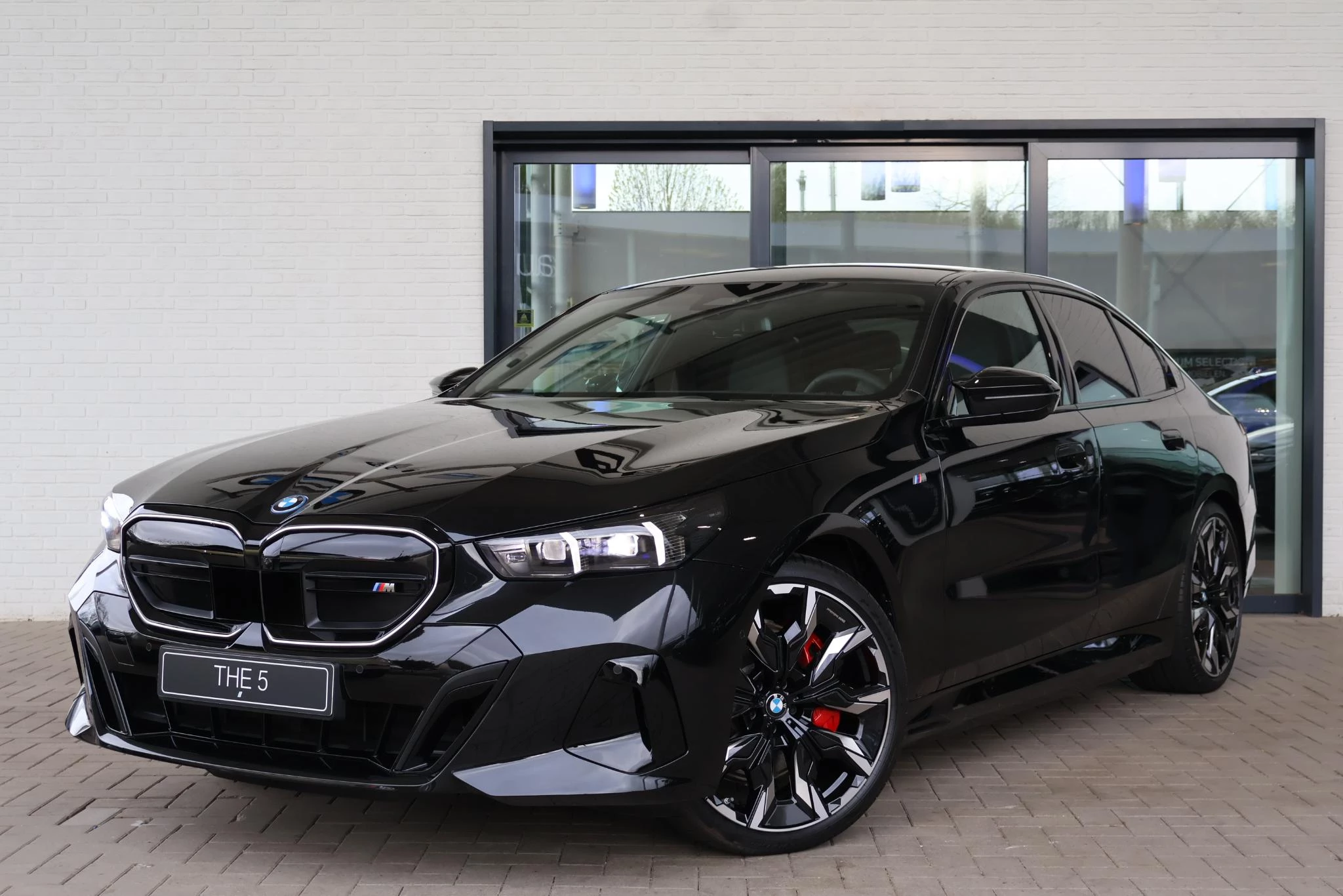 Hoofdafbeelding BMW i5