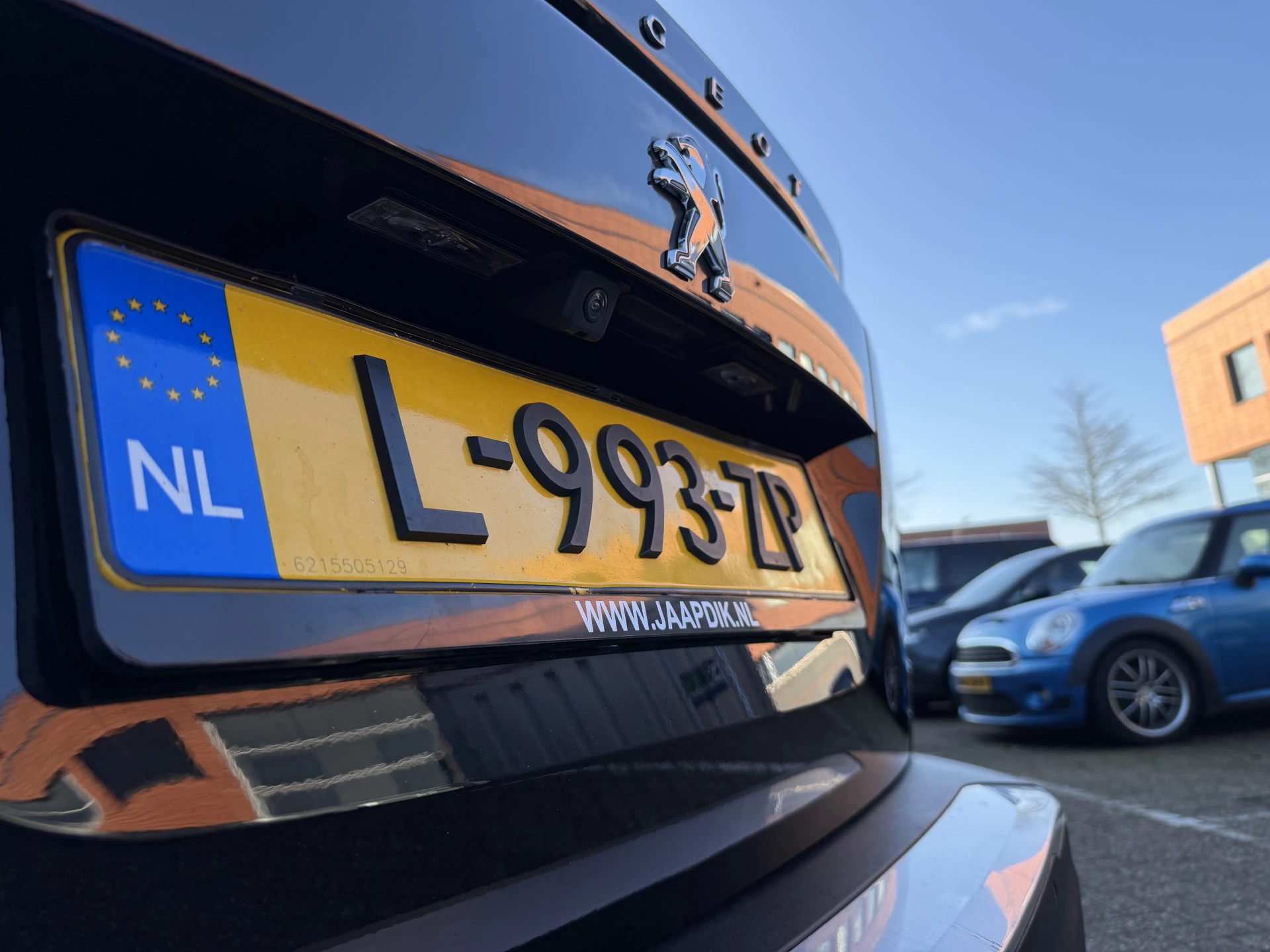 Hoofdafbeelding Peugeot e-2008