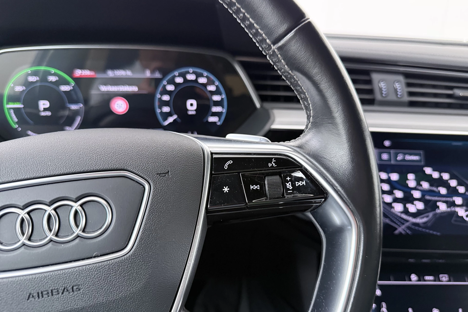 Hoofdafbeelding Audi e-tron
