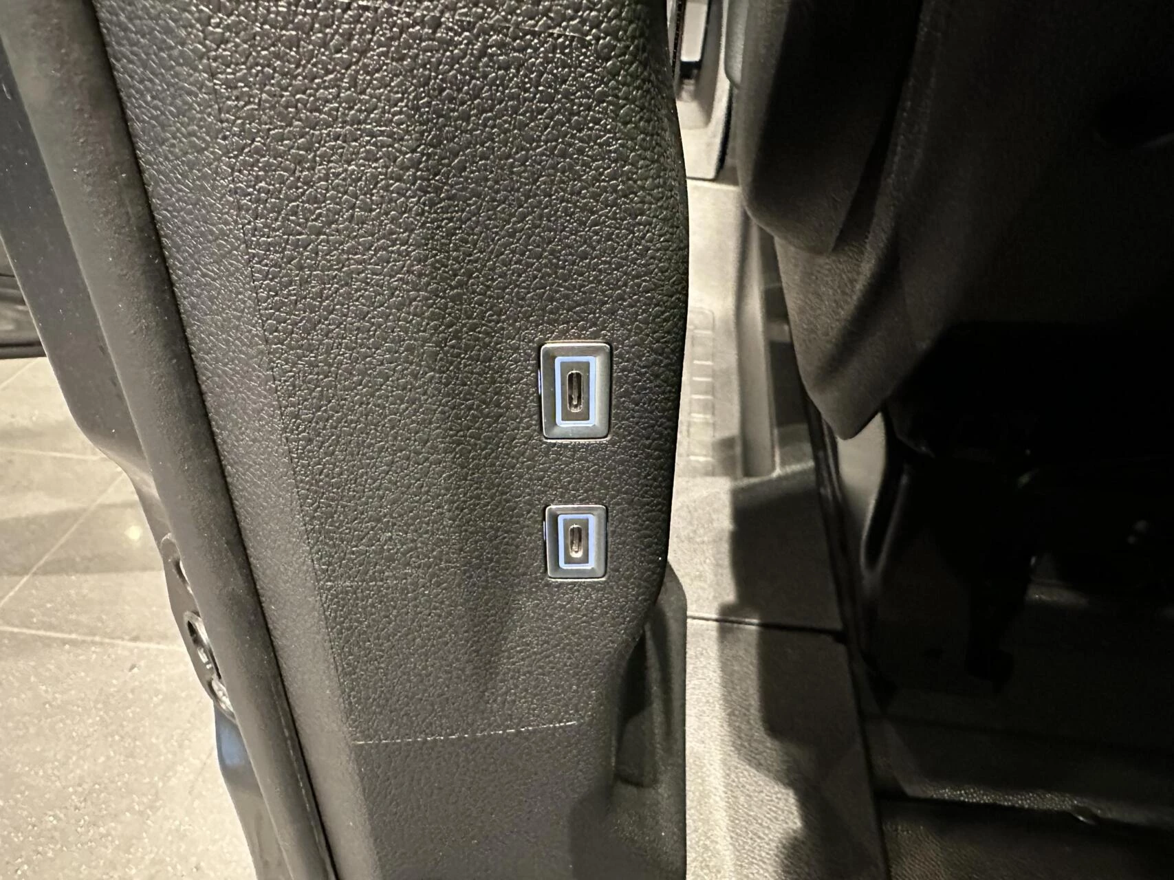 Hoofdafbeelding Peugeot e-Traveller