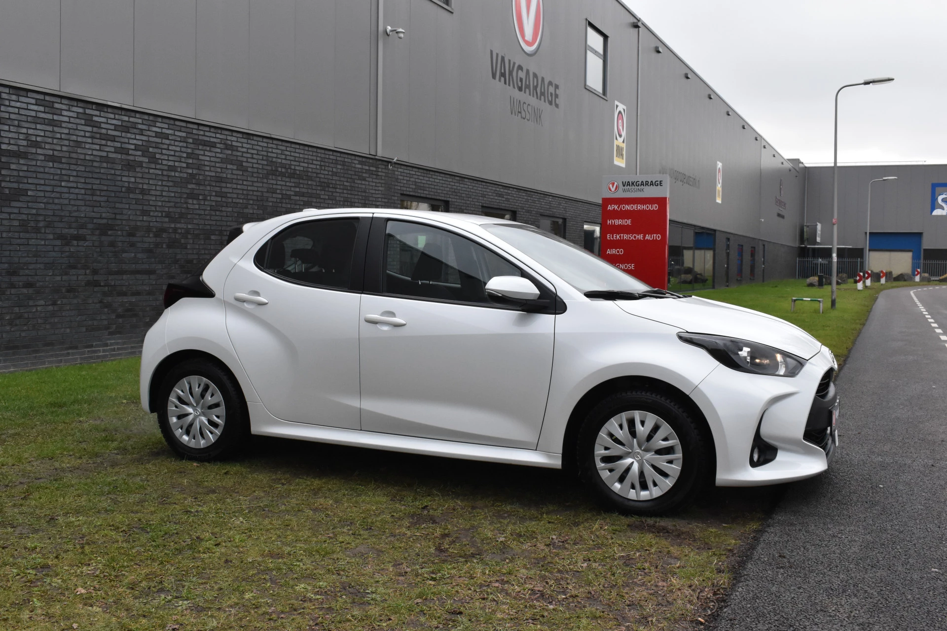 Hoofdafbeelding Mazda 2 Hybrid