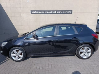 Opel Astra 1.4 TURBO EDITION