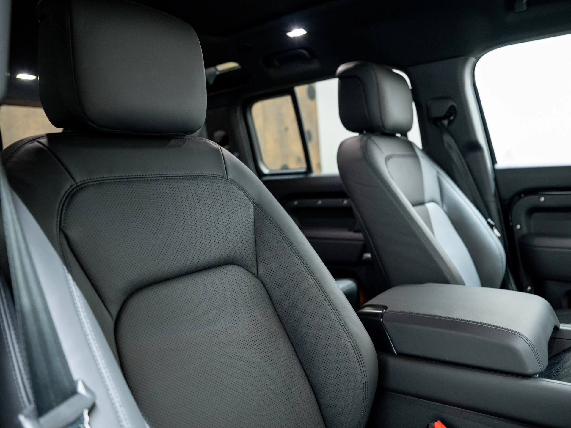 Hoofdafbeelding Land Rover Defender