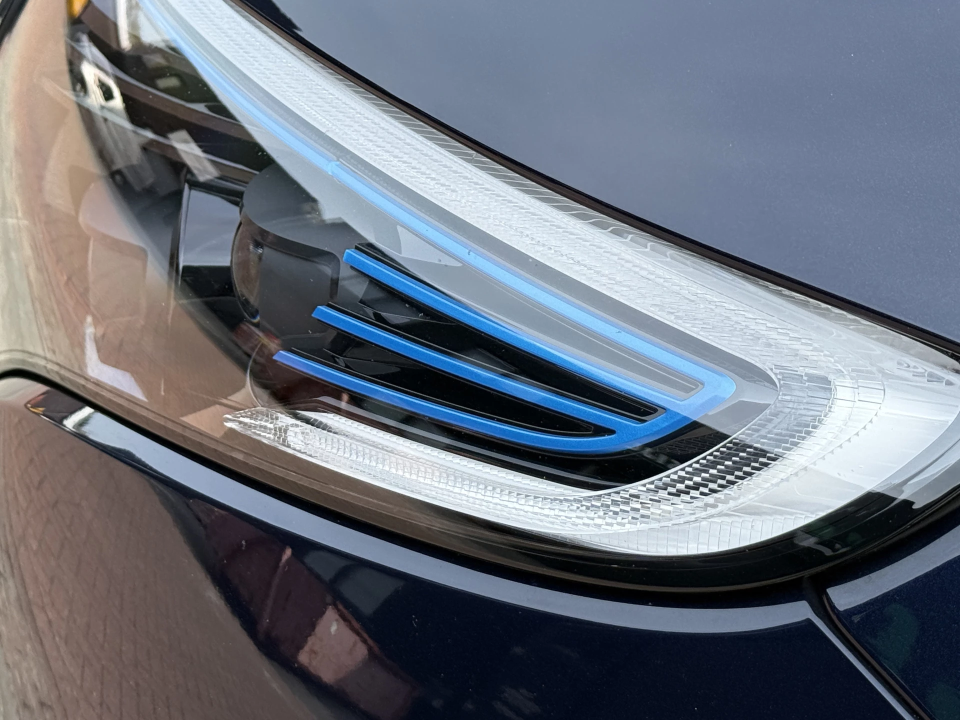 Hoofdafbeelding Mercedes-Benz EQC