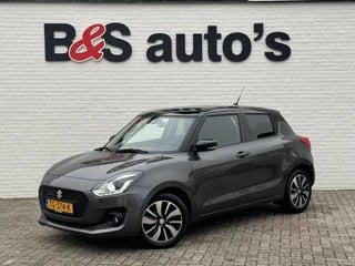 Hoofdafbeelding Suzuki Swift Suzuki Swift 1.0 Boosterjet Stijl Automaat Navigatie Cruise Parkeer camera Led Clima Bluetooth