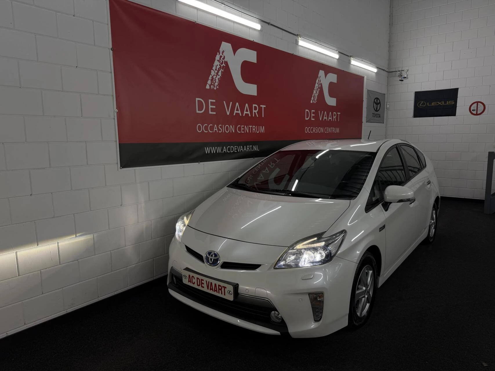 Hoofdafbeelding Toyota Prius