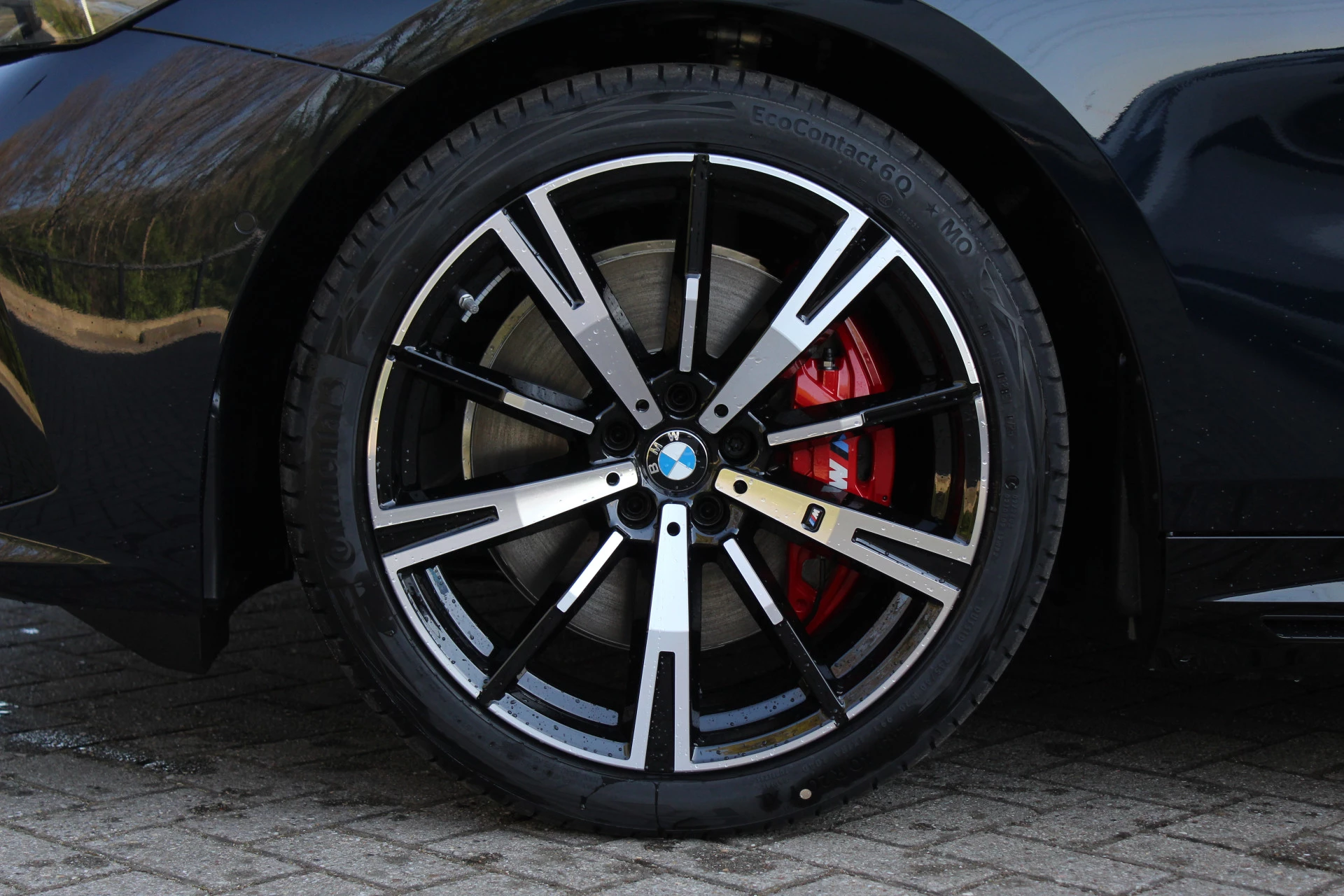 Hoofdafbeelding BMW i5
