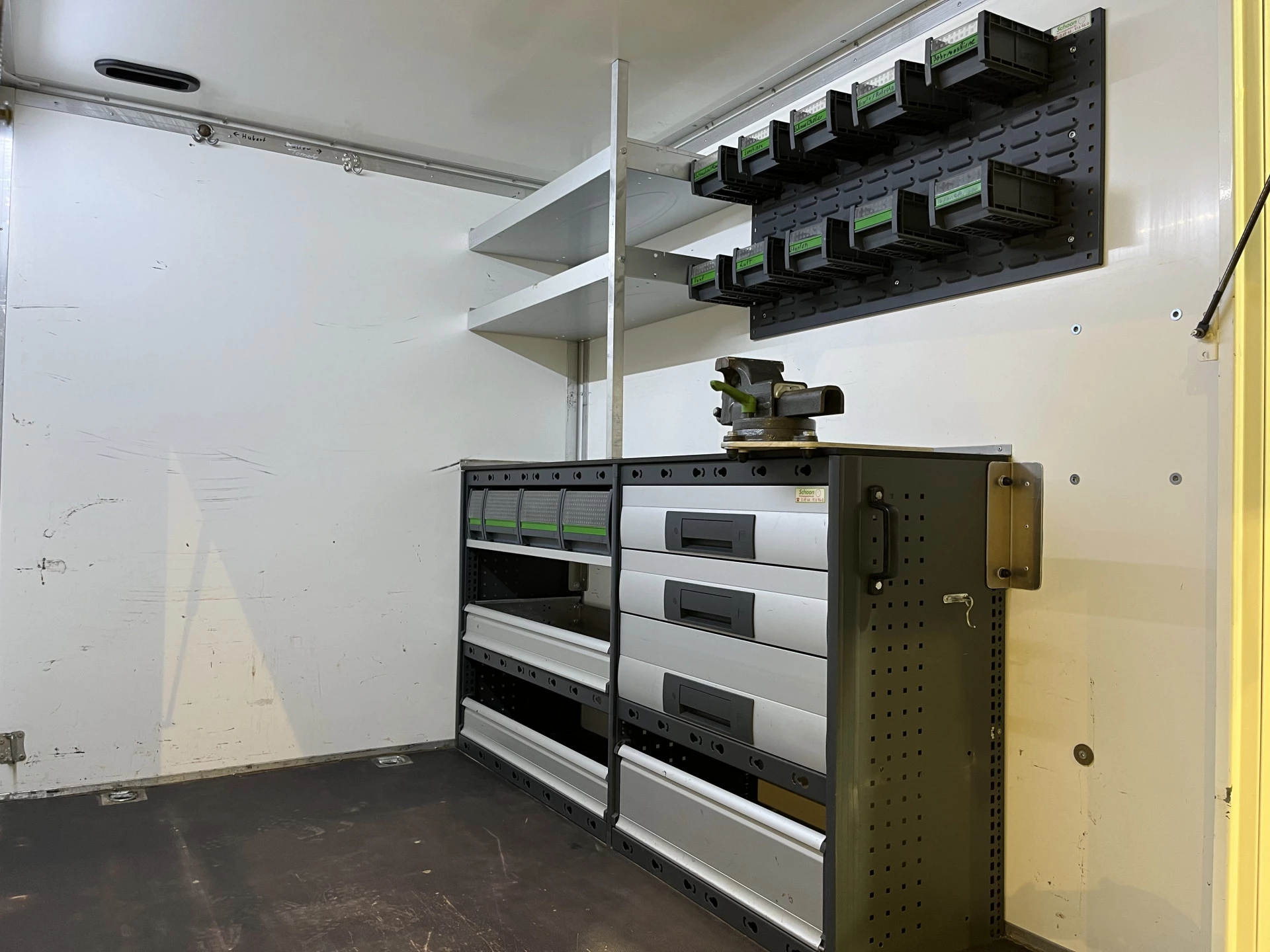 Hoofdafbeelding Iveco 65C18