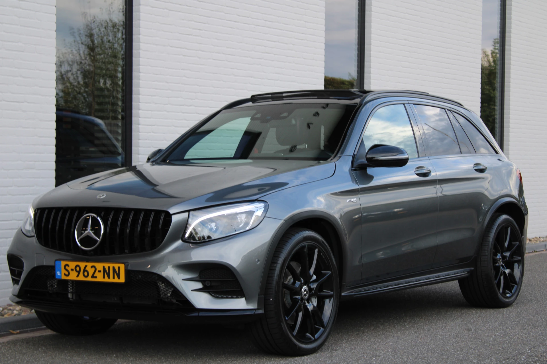 Hoofdafbeelding Mercedes-Benz GLC