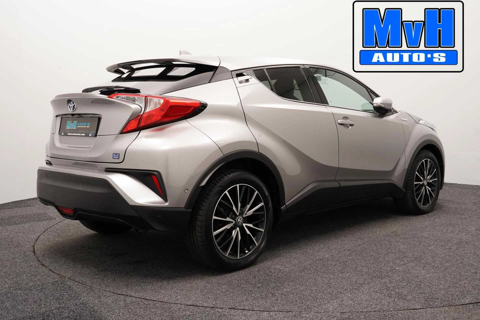 Hoofdafbeelding Toyota C-HR