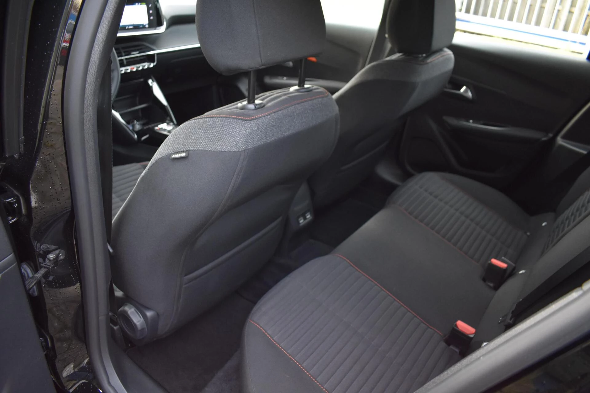 Hoofdafbeelding Peugeot e-208