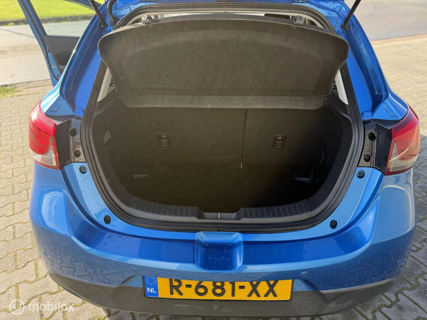 Hoofdafbeelding Mazda 2
