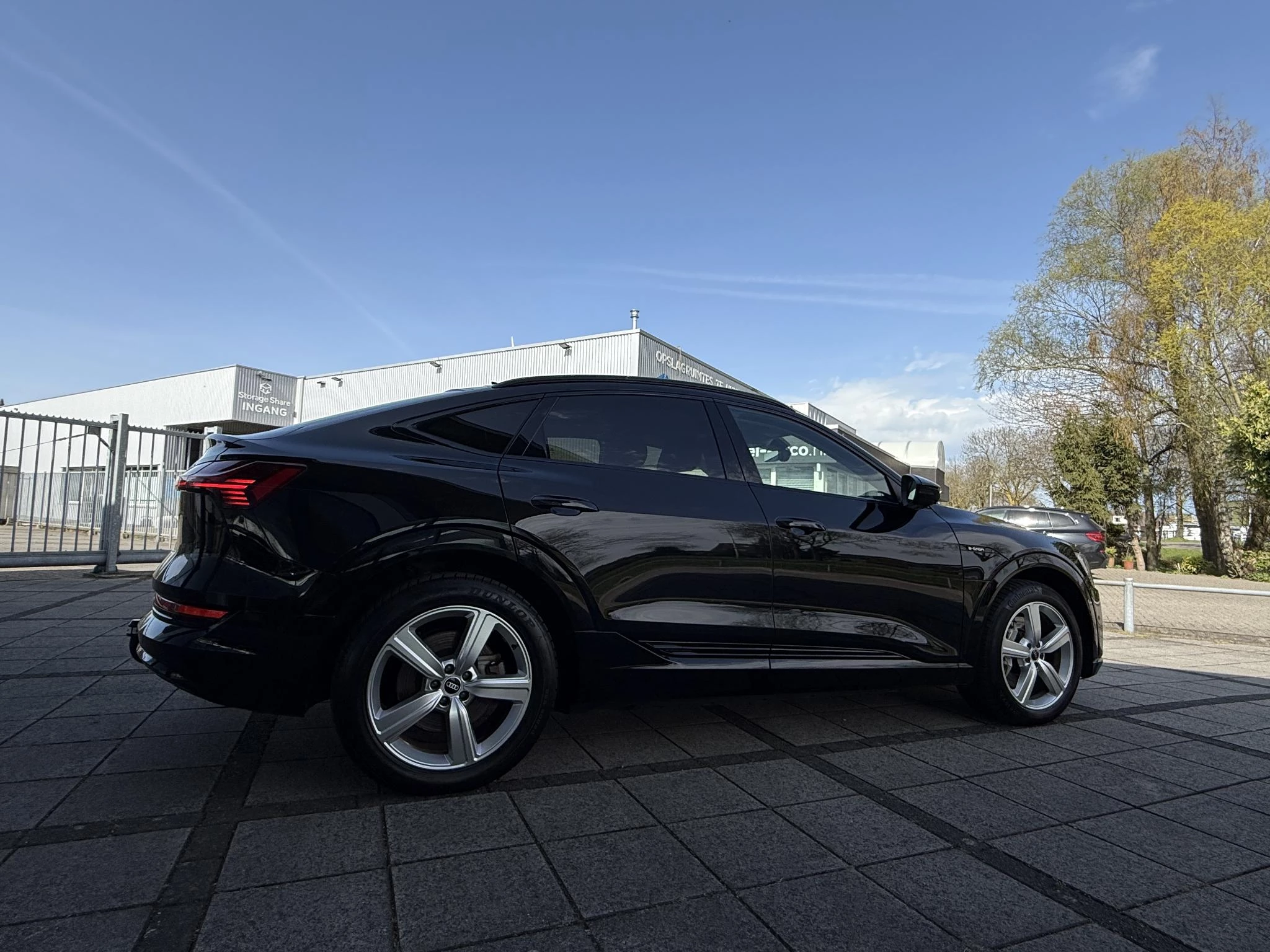 Hoofdafbeelding Audi e-tron
