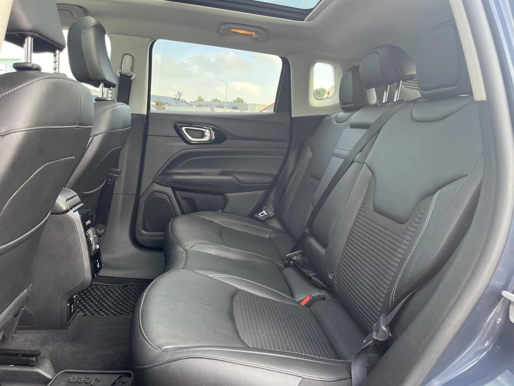 Hoofdafbeelding Jeep Compass