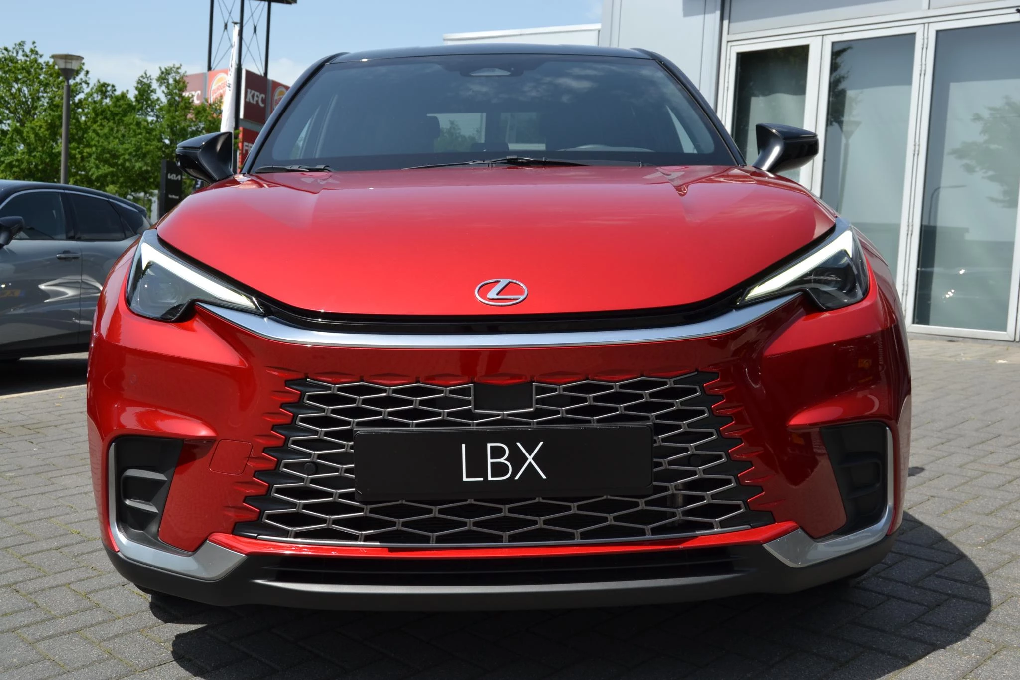Hoofdafbeelding Lexus LBX