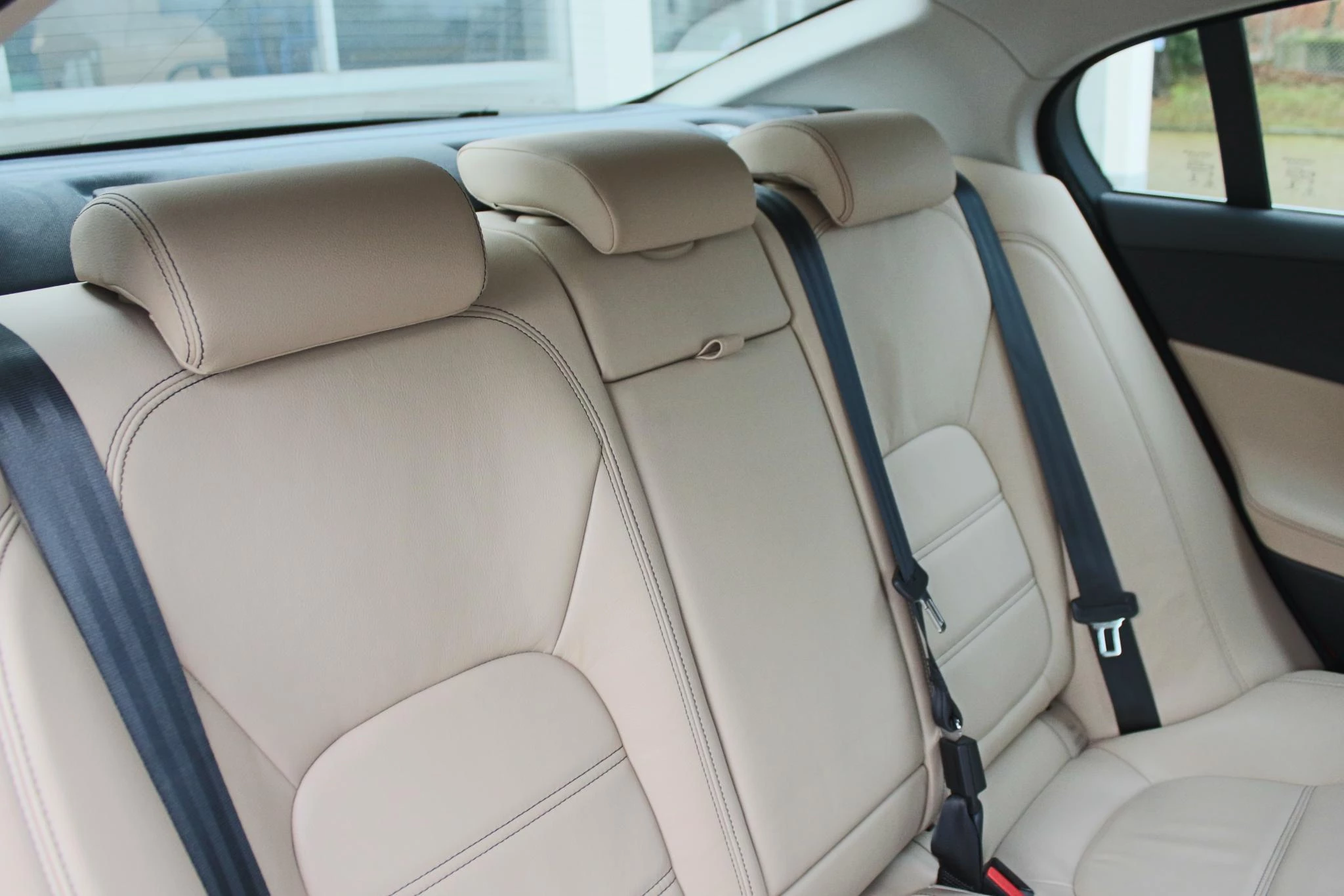 Hoofdafbeelding Jaguar XE