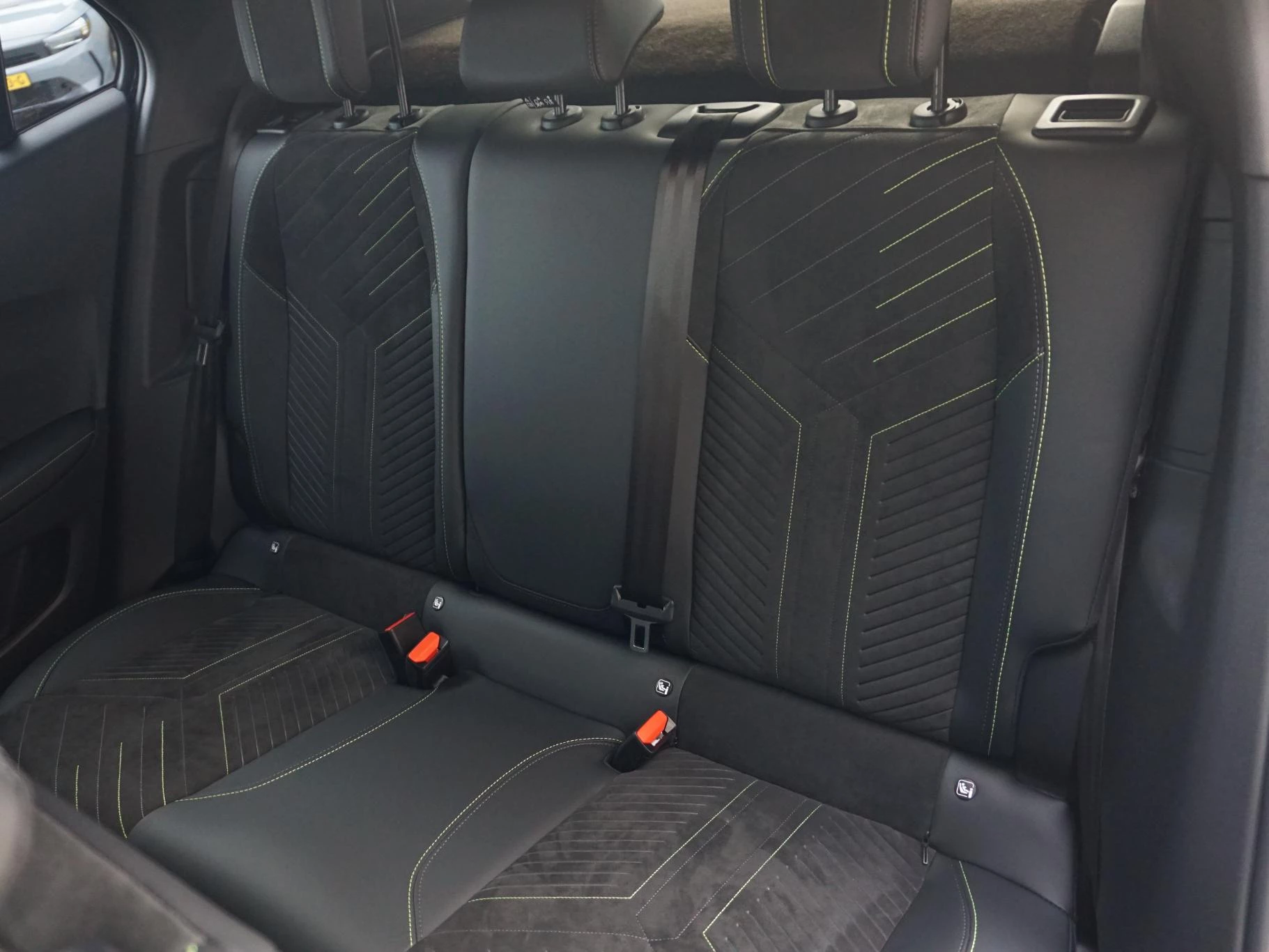 Hoofdafbeelding Peugeot e-2008