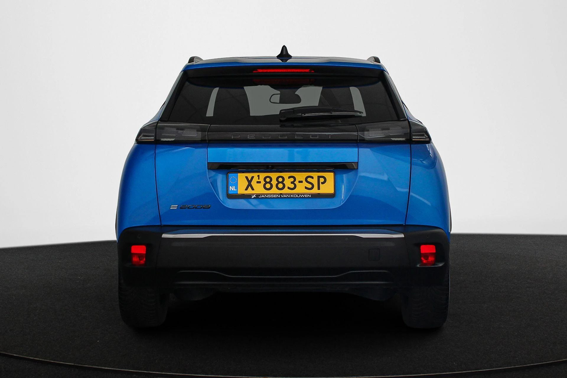 Hoofdafbeelding Peugeot e-2008