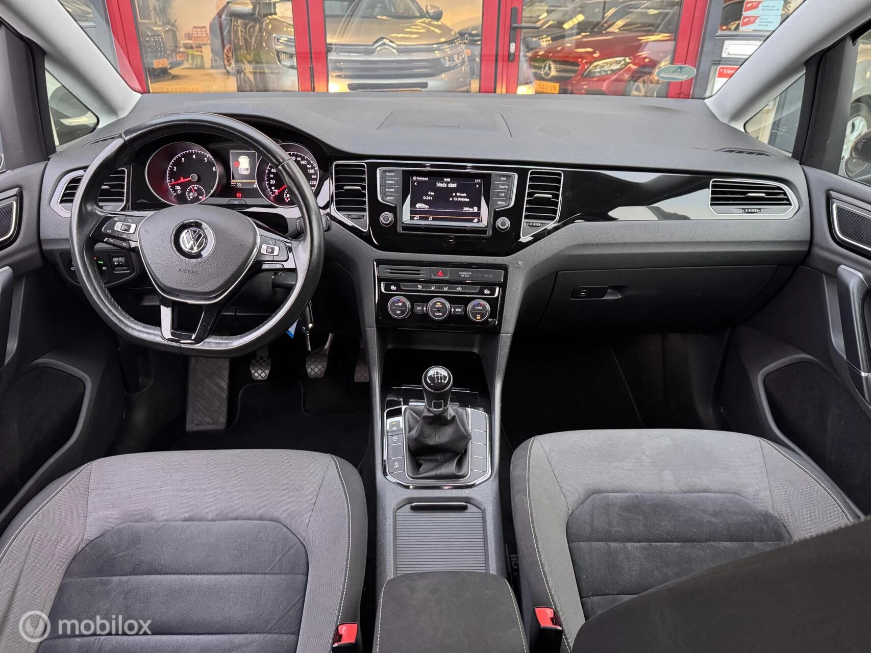 Hoofdafbeelding Volkswagen Golf Sportsvan