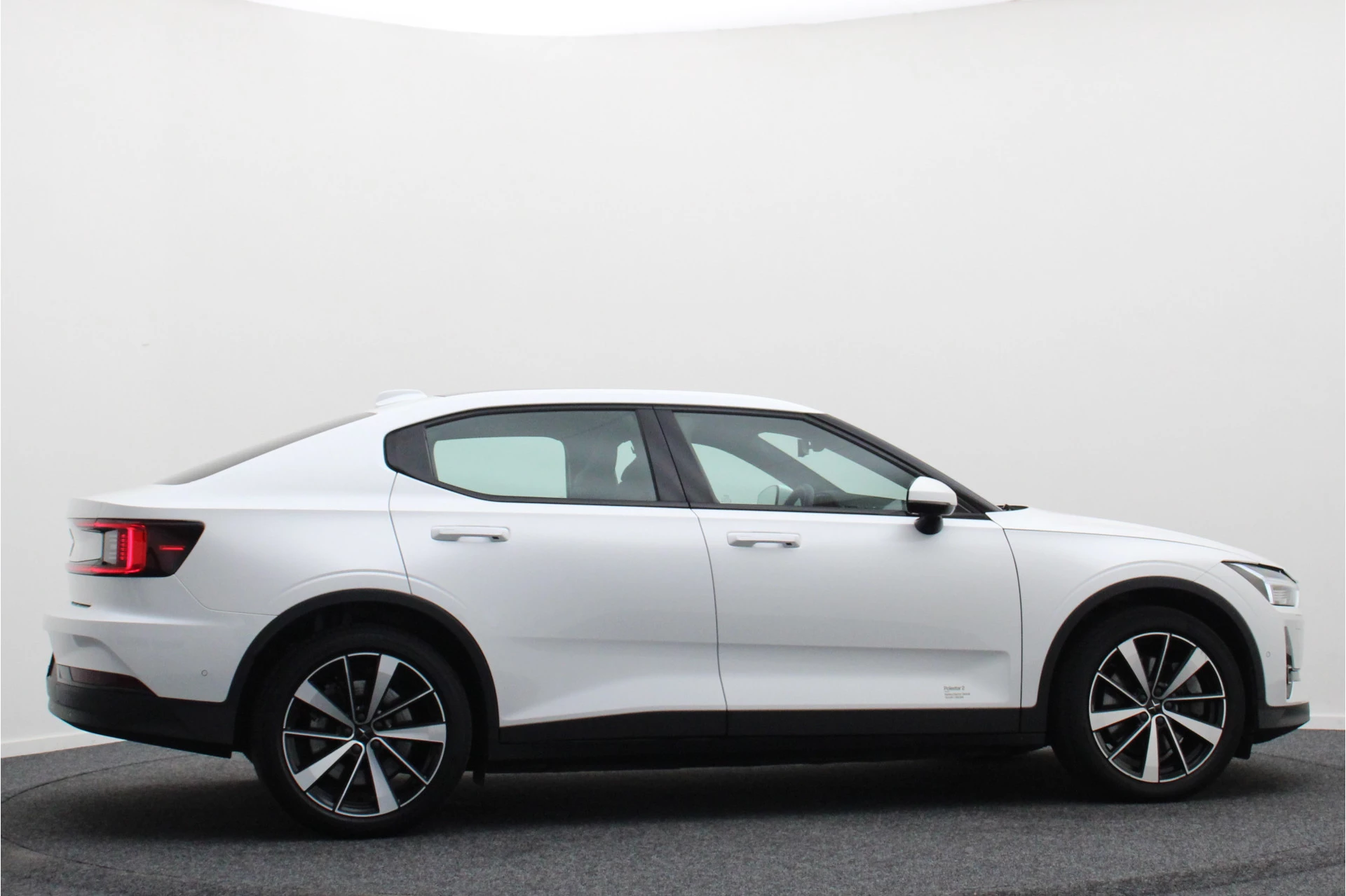 Hoofdafbeelding Polestar 2