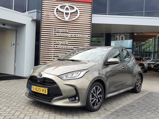 Toyota Yaris 1.5 Hybrid Dynamic NL-AUTO LED KEYLESS APPLE/ANDROID CLIMA CAMERA AD-CRUISE