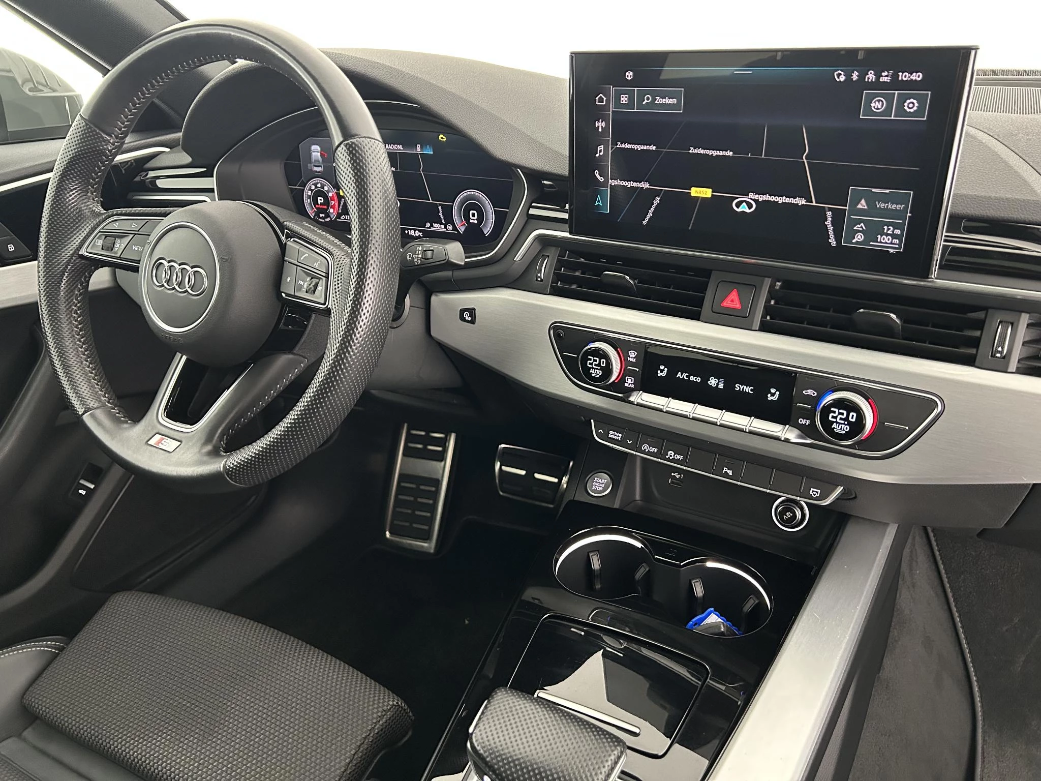 Hoofdafbeelding Audi A4