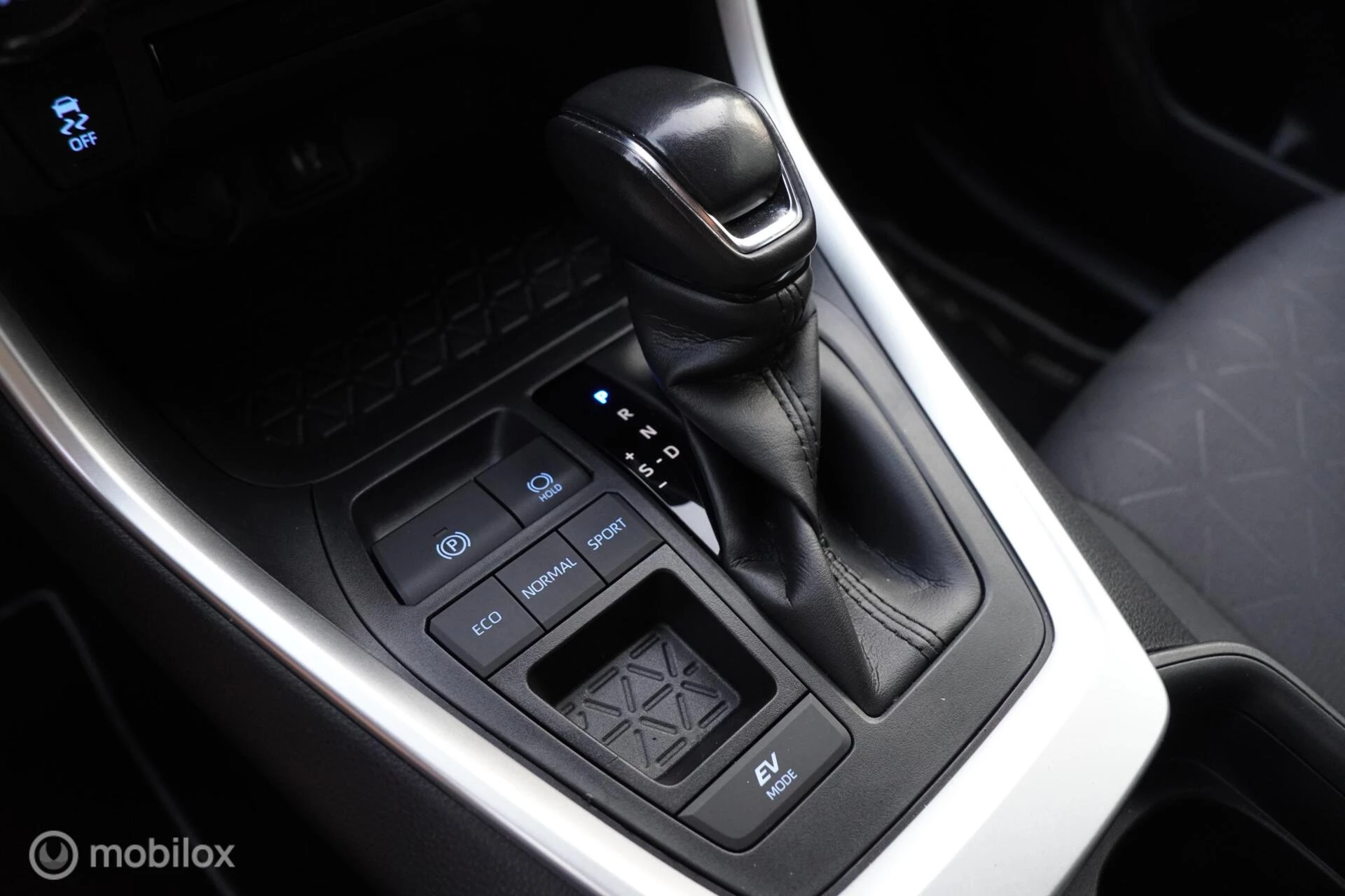Hoofdafbeelding Toyota RAV4