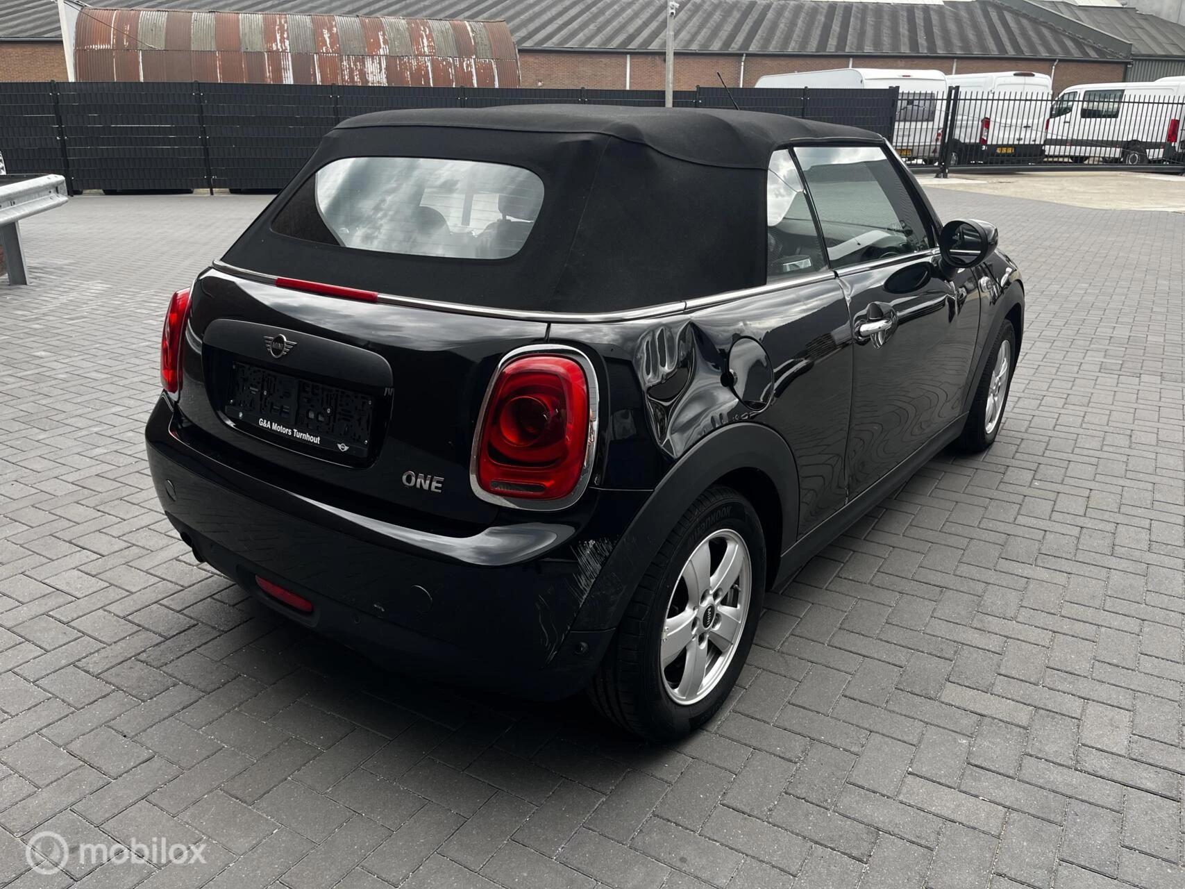 Hoofdafbeelding MINI One Cabrio