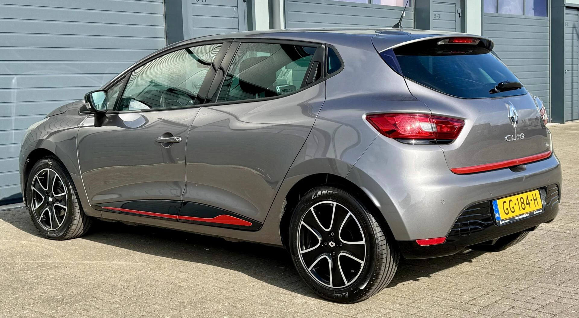Hoofdafbeelding Renault Clio