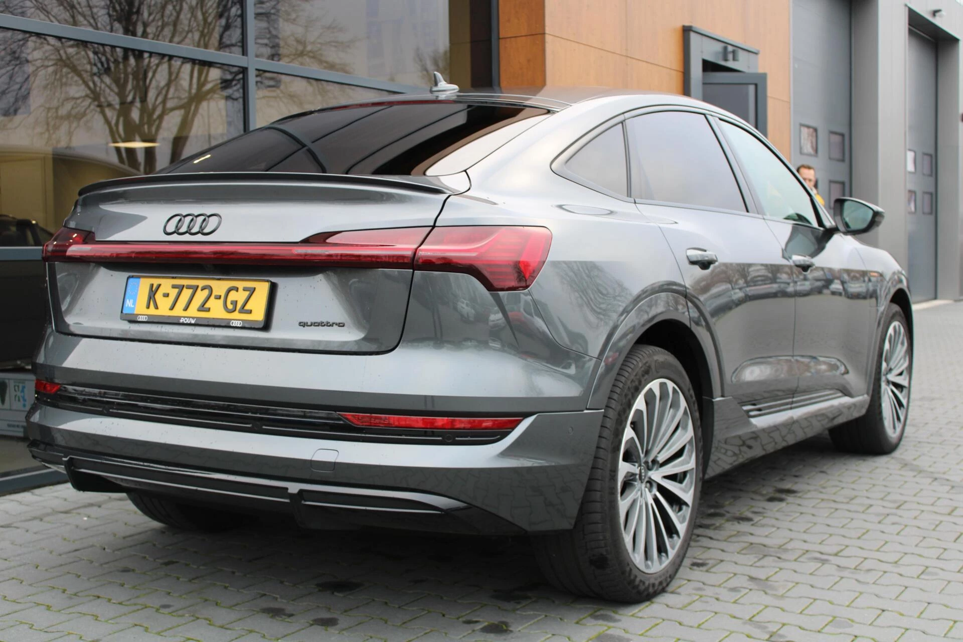 Hoofdafbeelding Audi e-tron