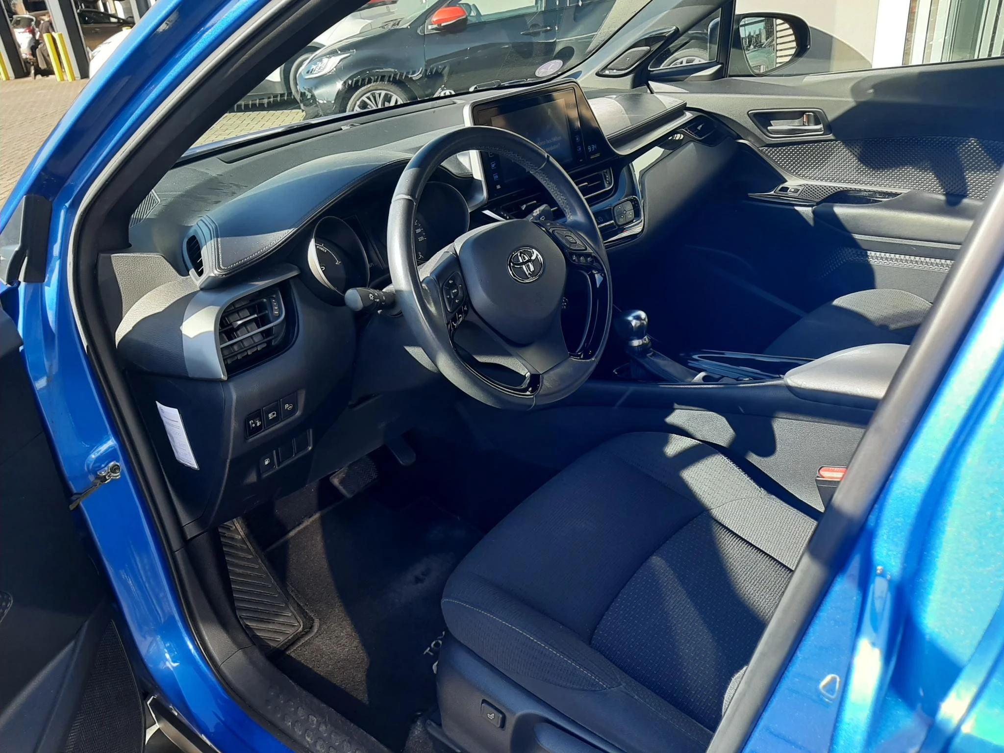 Hoofdafbeelding Toyota C-HR