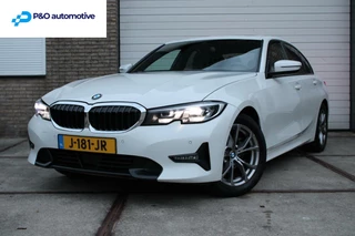 BMW 3-serie 318i Sportline Shadow/Panoramadak/Ambianceverlichting